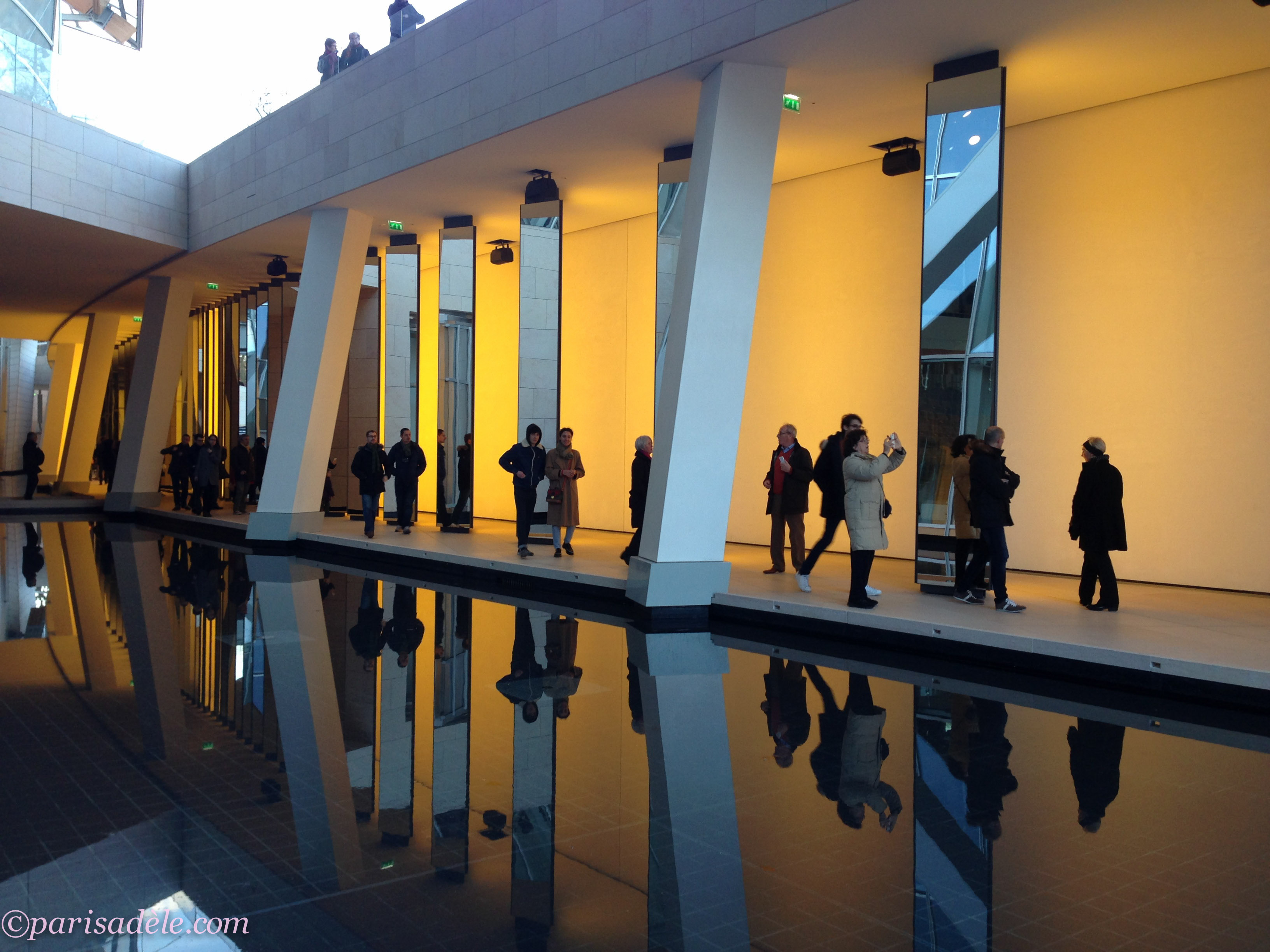 How to get to Fondation Louis Vuitton in Paris by Metro, Bus, RER, Light  Rail or Train?