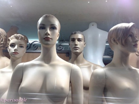 mannequins paris passage du caire arcades Pret-a-Porter ready to wear