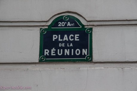 paris 20th arrondissement place de la reunion street sign